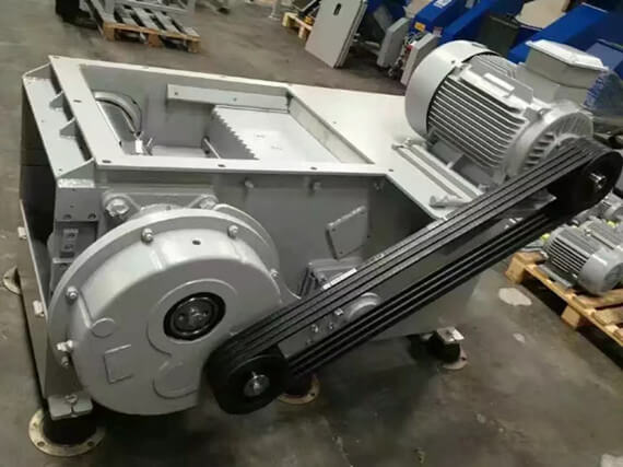 輸送設備上的懸掛式齒輪減速機 輸送設備上的懸掛式齒輪減速機