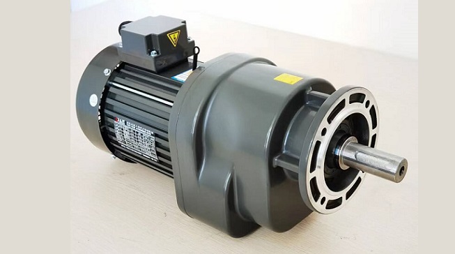 工業(yè)風(fēng)扇減速電機(jī),吊扇電機(jī),7.3米工業(yè)風(fēng)扇專(zhuān)用電機(jī) (10).jpg